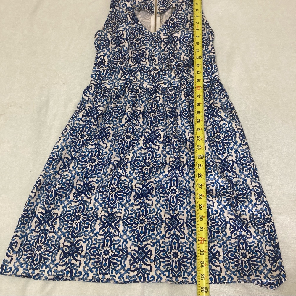 Milly dress 10 fit and flare skater blue white floral paisley pockets Zipper - Picture 9 of 16